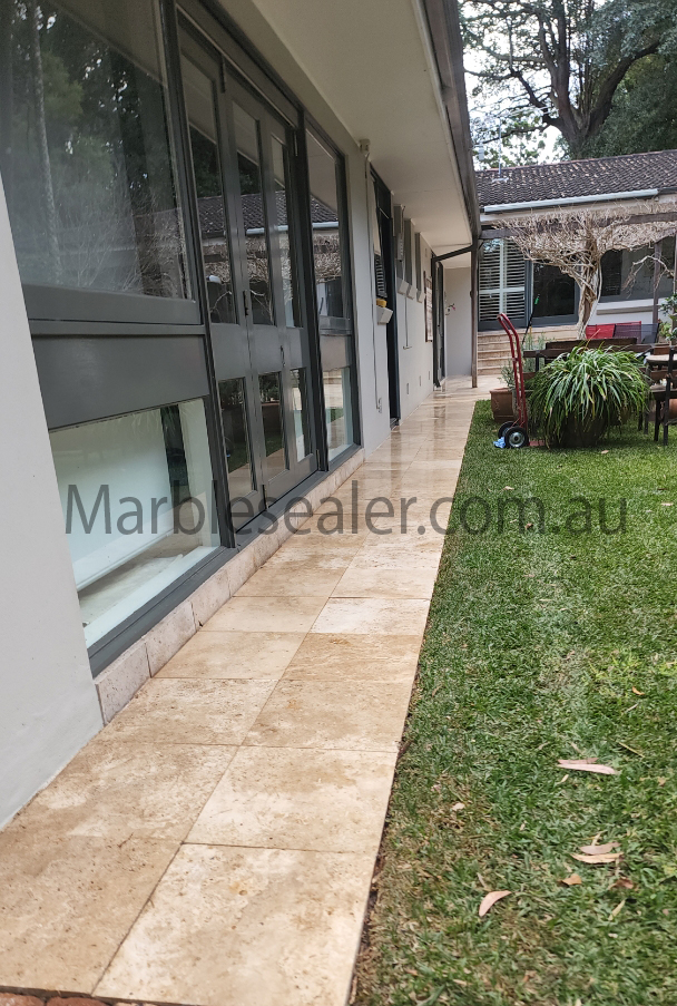  Red Hill cleans a beautiful Marble floor using advanced machine